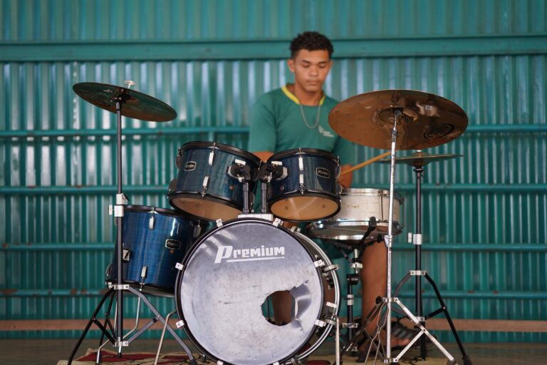 ECM02484